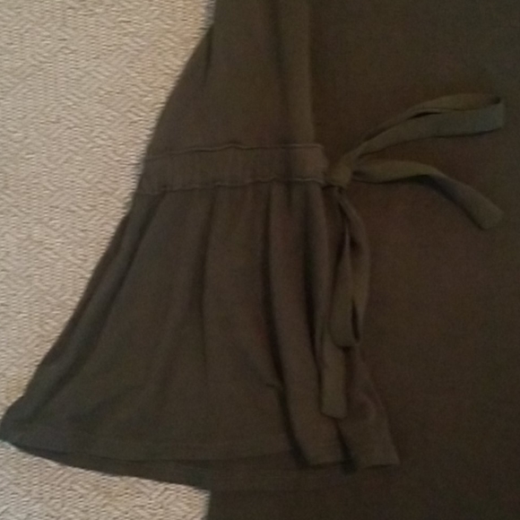 Top - Picture 3 of 4